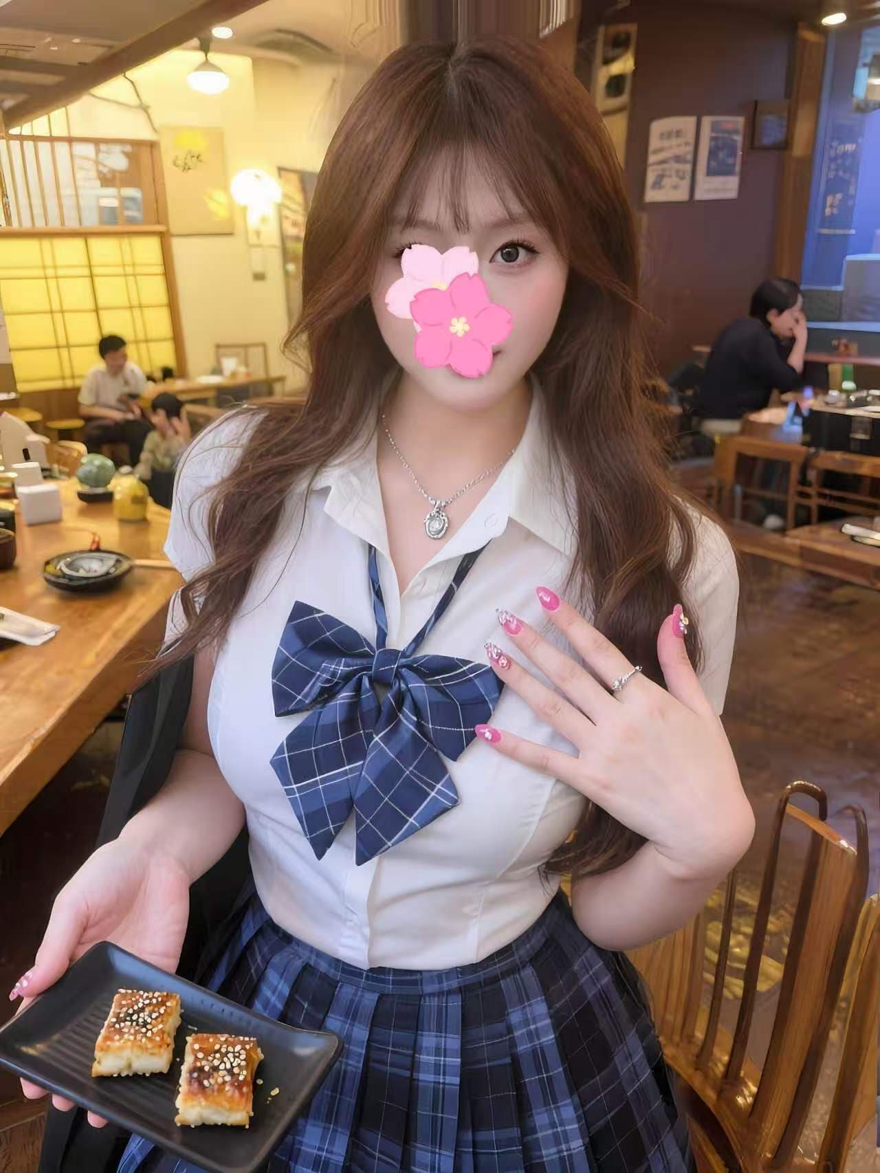 在逃我的18岁反差版 豆豆