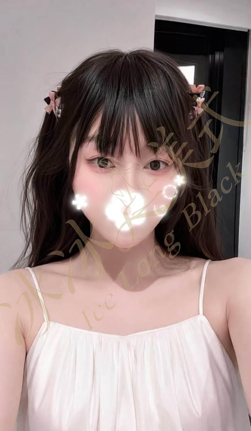 喷泉小淫娃 Ava