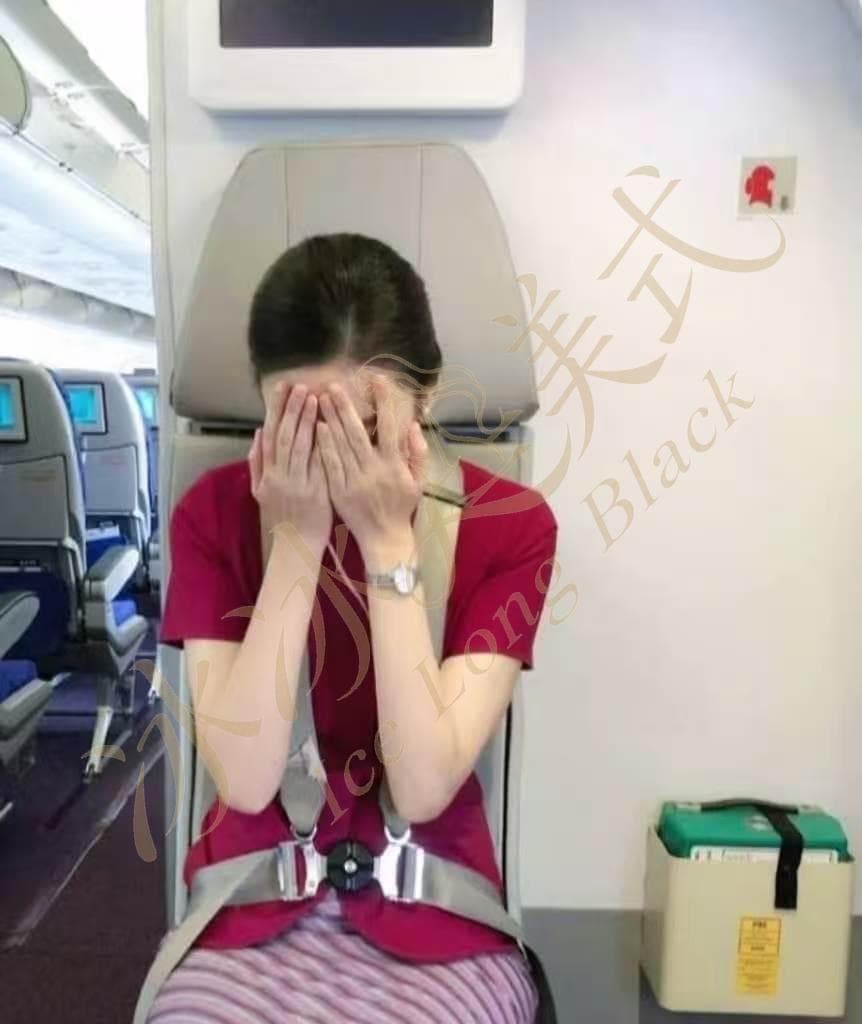 南航头等舱空姐 Una thumbnail 3